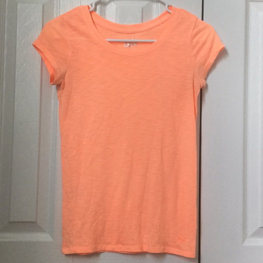 Girls orange shirt sleeve shirt